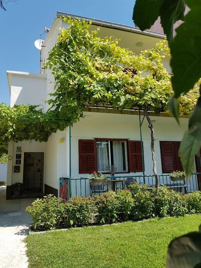 Guesthouse Jet Kastela